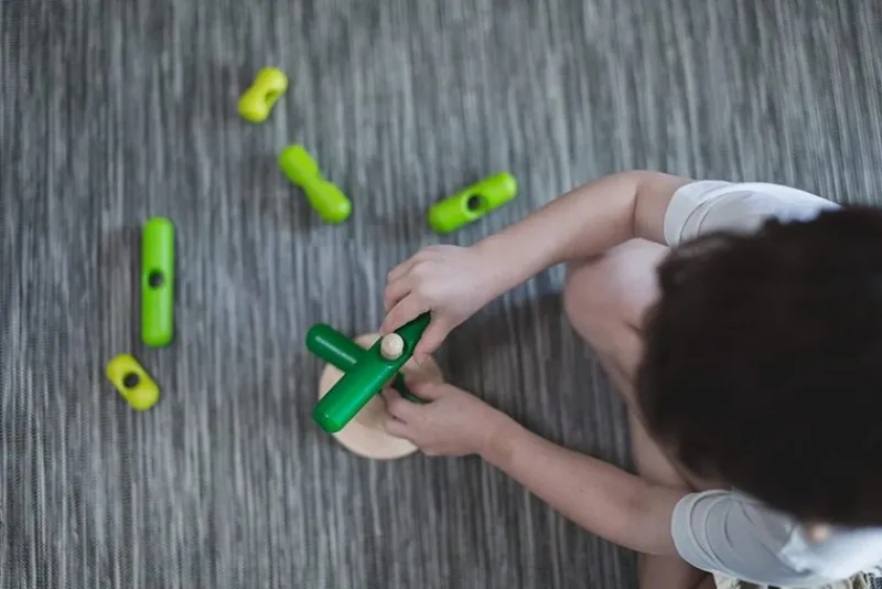Plan Toys Arbol De Apilamiento - ^ Bloques Y Juguetes Apilables
