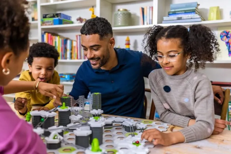 Ravensburger Calendario De Adviento Gravitrax - ^ Circuitos Y Toboganes De Bolas