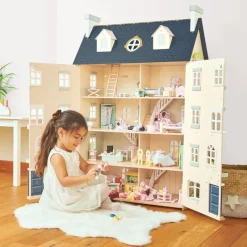 Le Toy Van Casa De Muñecas Palace House - ^ Casas De Muñecas