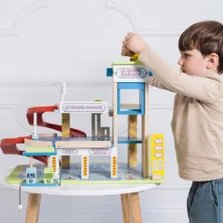 Le Toy Van El Gran Garaje - ^ Circuitos Routiers, Garajes, Estaciones-Servicios...