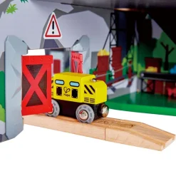 Hape Toys Gran Montana Minera - ^ Rutas Del Tren Brio