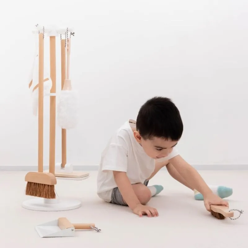 New Classic Toys Juego De Limpieza - ^ Limpieza, Tareas Domésticas, Costura...