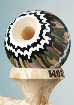 KROM Kendama Plasticity Umbra - ^ Diabolos Y Malabares