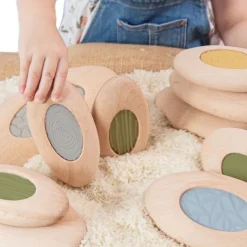 Guidecraft Piedras De Rio Sensoriales - ^ Juegos Montessori