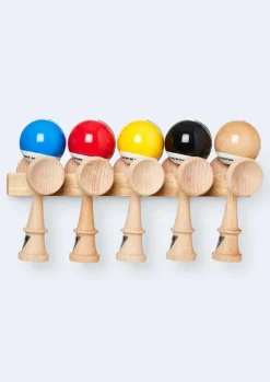 KROM Kendama Soporte Para Kendama John Cliff En Madera De Caucho - ^ Diabolos Y Malabares